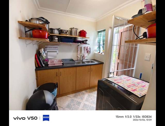 3 BEDROOM HOUSE FOR SALE IN FRAAIUITSIG